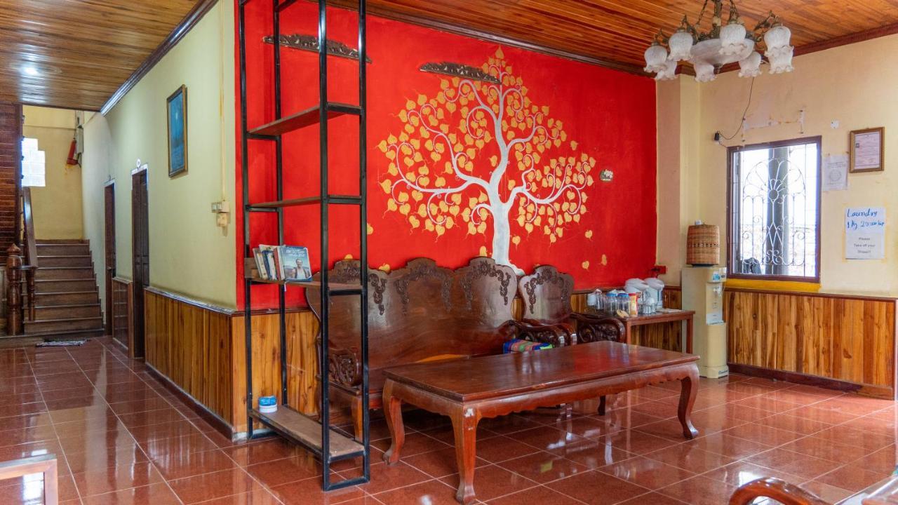 Mao Pha Sok Guesthouse Luang Prabang Exterior photo