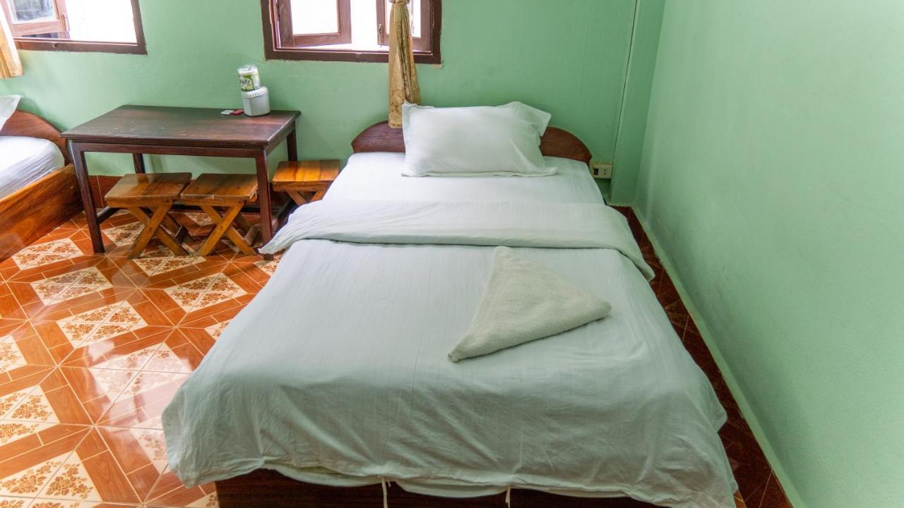 Mao Pha Sok Guesthouse Luang Prabang Exterior photo